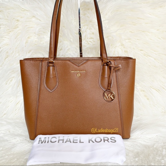 michael kors bucket bag canada